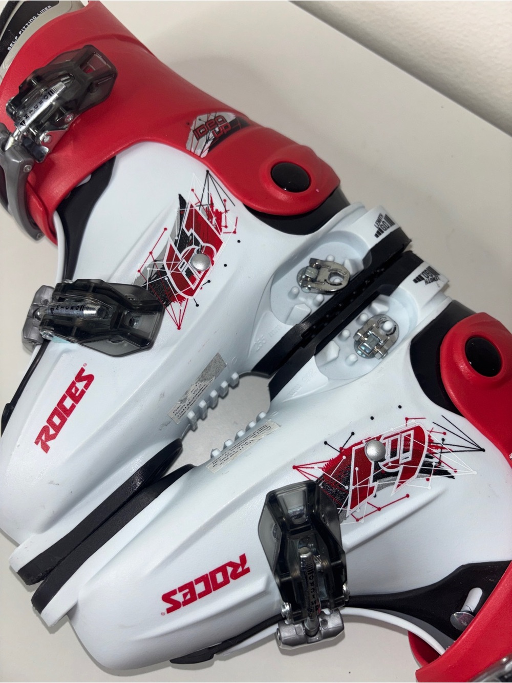 Roces Idea Kids  White and Red Adjustable Ski Boots